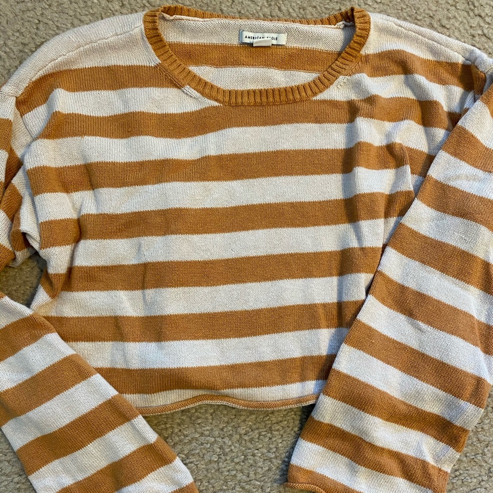 Crop sweater
